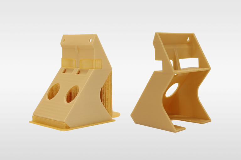 Printed parts with and without SP5040 (ULTEM™9085)